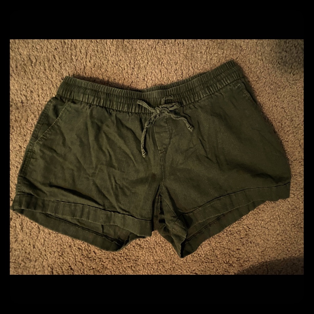 Forest green cloth shorts